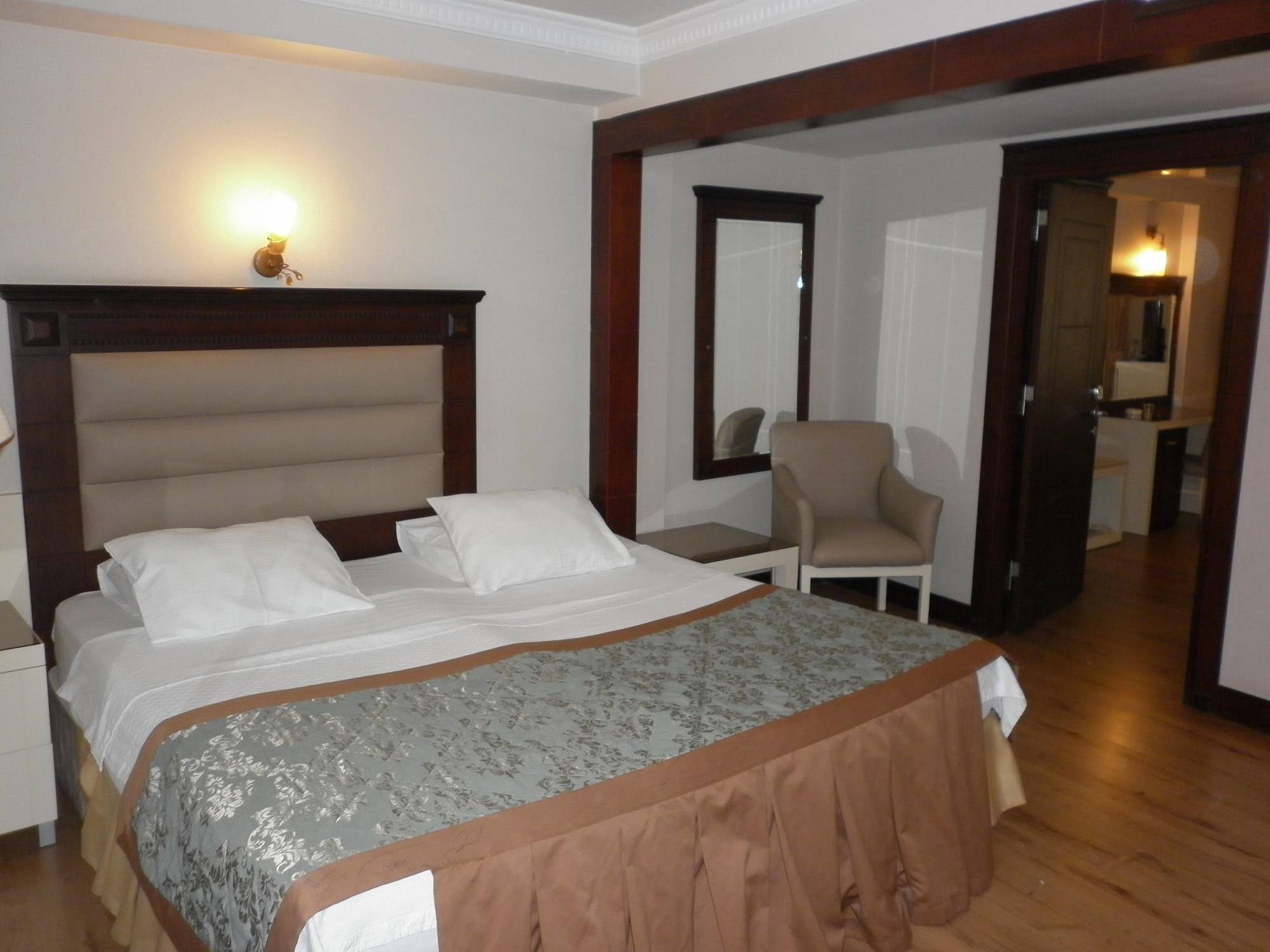 Cukurova Park Hotel Adana Eksteriør billede
