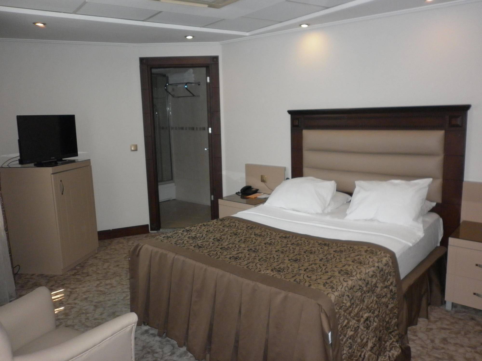 Cukurova Park Hotel Adana Eksteriør billede